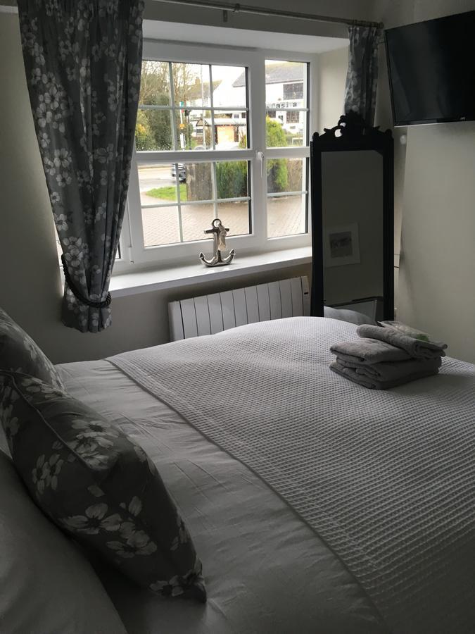 Downsfield Bed And Breakfast St. Ives Exterior foto